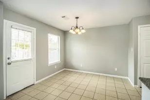 406 Woodlake Dr, Houston, TX 77336 - Photo 10