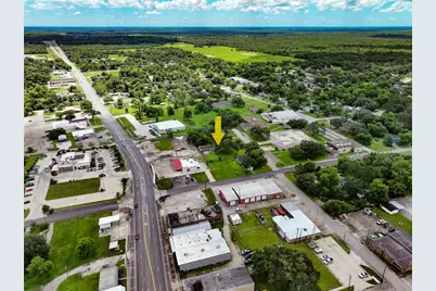 444 E Clay Street, West Columbia, TX 77486 - Photo 16