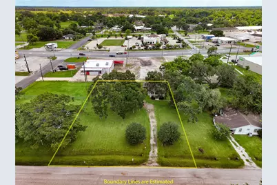 444 E Clay Street, West Columbia, TX 77486 - Photo 8