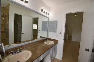 8006 Marisol Dr, Houston, TX 77083 - Photo 16