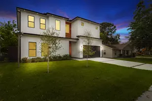 1815 Ebony Ln, Houston, TX 77018 - Photo 2