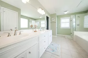 543 Sunset Cir, Galveston, TX 77554 - Photo 20