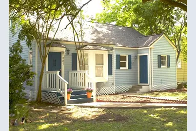 807 10th Avenue N, Texas City, TX 77590 - Photo 2