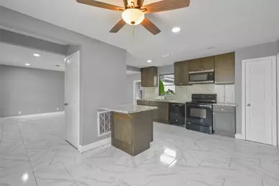 1913 Scarborough Lane, Pasadena, TX 77502 - Photo 6