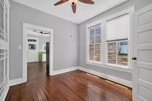 1709 Ave N 1/2, Galveston, TX 77550 - Photo 10