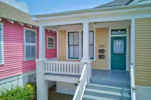 1709 Ave N 1/2, Galveston, TX 77550 - Photo 2