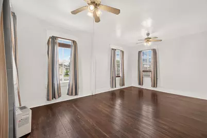 1709 Avenue N 1/2, Galveston, TX 77550 - Photo 22