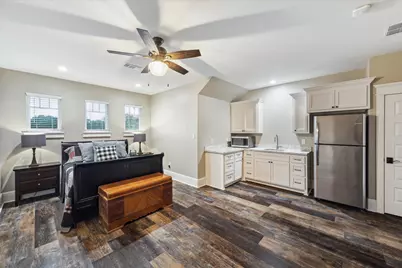 1255 Bronco Trail, Angleton, TX 77515 - Photo 40