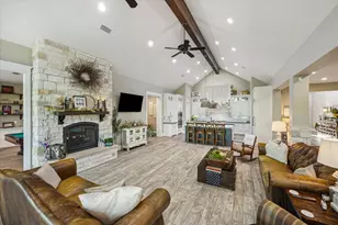 1255 Bronco Trail, Angleton, TX 77515 - Photo 14