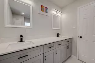 12055 Fairpoint Dr, Houston, TX 77099 - Photo 12