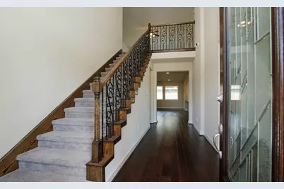 414 Wood Forest Drive, League City, TX 77573 - Photo 4