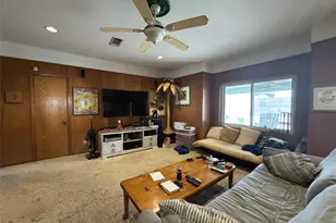 9722 Braesmont Dr, Houston, TX 77096 - Photo 18