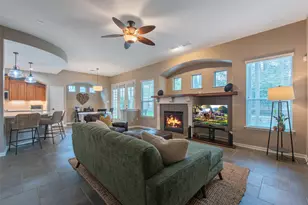 110 S Longsford Cir, The Woodlands, TX 77382 - Photo 14