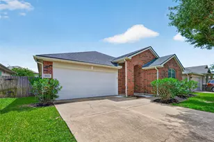 8622 Henrico Ln, Rosenberg, TX 77469 - Photo 4