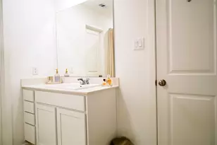 3008 Courtney Coral Ln, Katy, TX 77493 - Photo 12