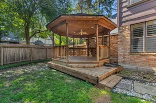 6514 Larkmount Dr, Spring, TX 77389 - Photo 26