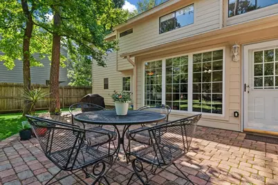 10 Cape Chestnut Drive, The Woodlands, TX 77381 - Photo 26