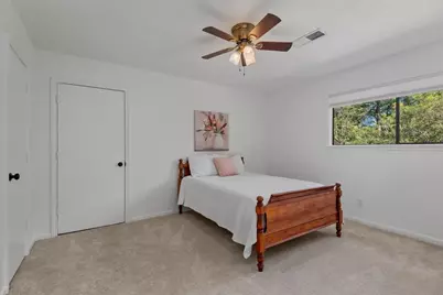 10 Cape Chestnut Drive, The Woodlands, TX 77381 - Photo 20