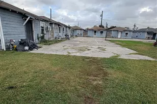 3102 Christie St, Houston, TX 77026 - Photo 2