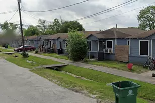 3102 Christie St, Houston, TX 77026 - Photo 1
