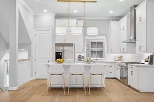 4026 Blossom St, Houston, TX 77007 - Photo 10