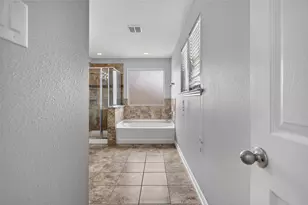 12610 Arbor Trellis Dr, Houston, TX 77066 - Photo 24