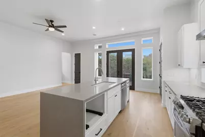1005 Kern Street #A, Houston, TX 77009 - Photo 8