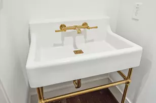 209 Sutton Row Pl, Houston, TX 77024 - Photo 8