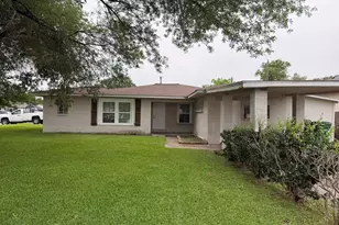 7810 Kimble St, Houston, TX 77017 - Photo 2