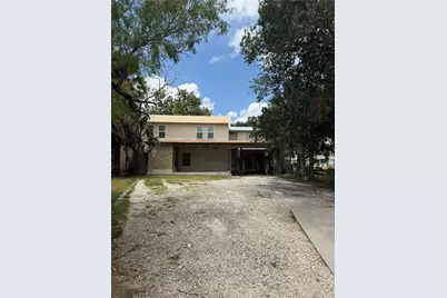 618 S 6th Street, Kenedy, TX 78119 - Photo 32