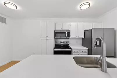 3770 Lovers Wood Lane #1006, Houston, TX 77014 - Photo 8