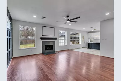 138 N Dreamweaver Circle, The Woodlands, TX 77380 - Photo 28