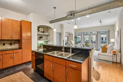 1901 Post Oak Boulevard #2607, Houston, TX 77056 - Photo 14