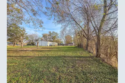 907 Westview Circle, Caldwell, TX 77836 - Photo 8