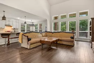 2077 Brookmont Dr, Conroe, TX 77301 - Photo 14