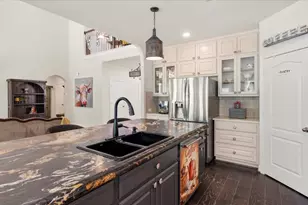 2077 Brookmont Dr, Conroe, TX 77301 - Photo 14