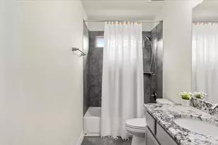 2077 Brookmont Dr, Conroe, TX 77301 - Photo 34