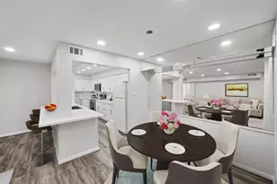 357 N Post Oak Ln, Houston, TX 77024 - Photo 4