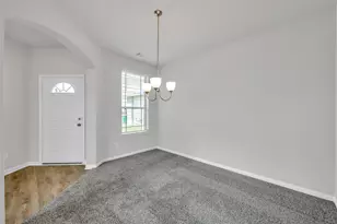 16609 Merry Pines Dr, Conroe, TX 77302 - Photo 4