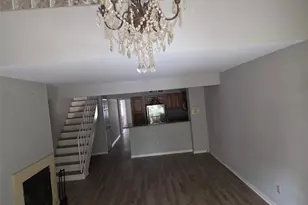 2425 Holly Hall St, Houston, TX 77054 - Photo 12