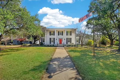 607 S Haswell Drive, Bryan, TX 77803 - Photo 2