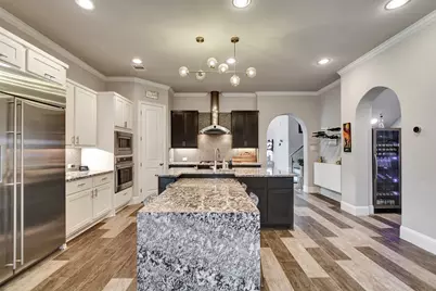 13219 Parkway Hills Drive, Houston, TX 77077 - Photo 12