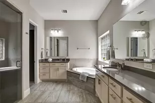 13219 Pkwy Hills Dr, Houston, TX 77077 - Photo 22