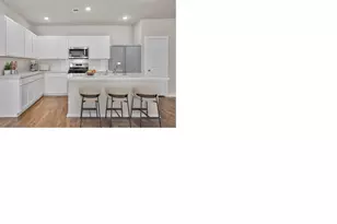 13223 Timber Hollow Dr, Rosharon, TX 77583 - Photo 2