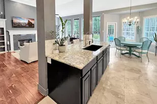 78 E Stockbridge Landing Circle, The Woodlands, TX 77382 - Photo 4