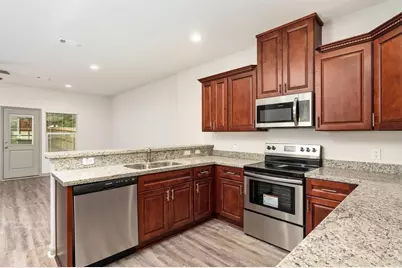 910 Shady Lane #B, Conroe, TX 77301 - Photo 6