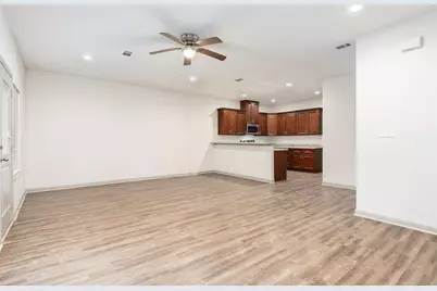 910 Shady Lane #B, Conroe, TX 77301 - Photo 12