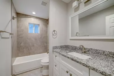 512 Ridge #9, Houston, TX 77009 - Photo 1