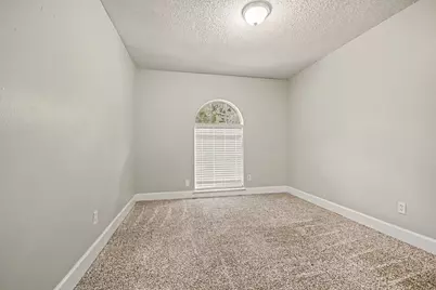 807 Voyager Drive, Houston, TX 77062 - Photo 10