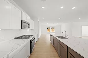 15118 Cibolo Ln, Baytown, TX 77523 - Photo 8